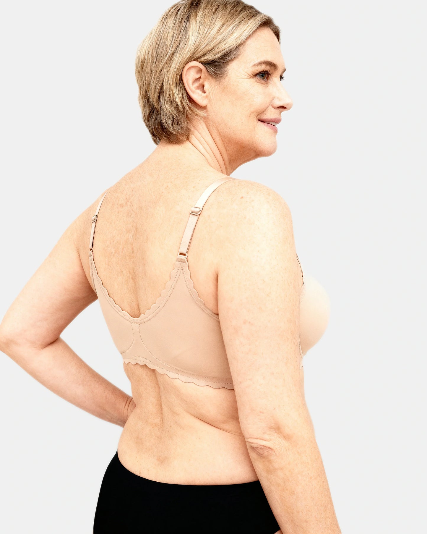 seamless t shirt bra Beige — Wear Rose